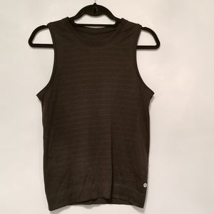 Lululemon top